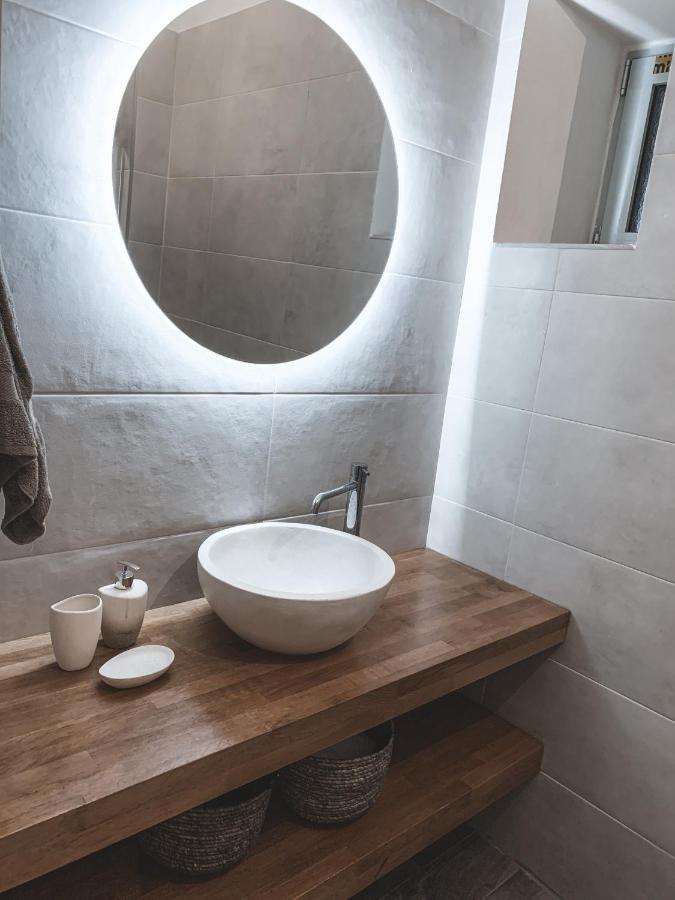 Mangata Suites Homes With Private Pools Spartokhórion 外观 照片